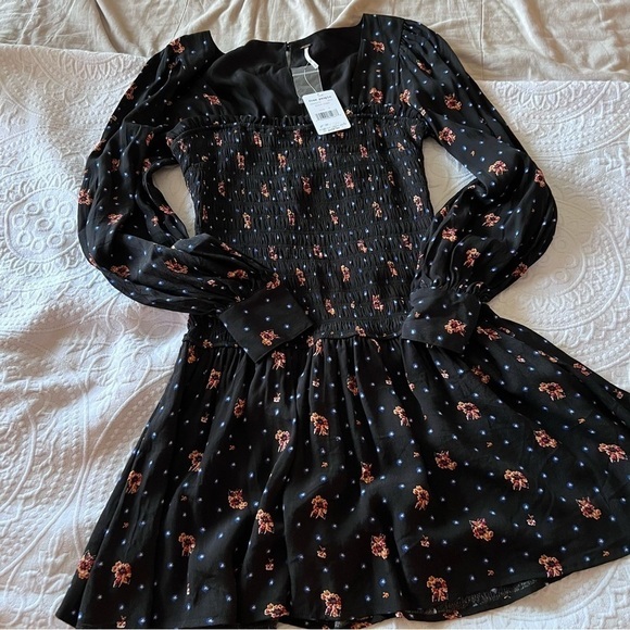 FREE PEOPLE Black Two‎ Faces Smocked Floral Combo Small Casual Dress NWT - Picture 6 of 8